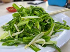 -新峰肉骨茶