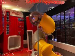 -东方明珠·可口可乐欢乐餐厅