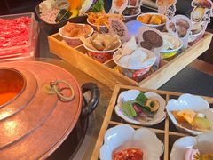-菌自由丨野生菌火锅特色庭院餐厅(丽江古城店)