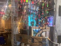 -老牌坊云南鱼豆花火锅(爱建店)