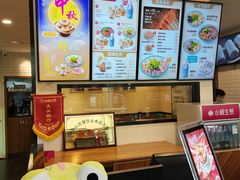 -小杨生煎(金山百联购物中心3楼店)