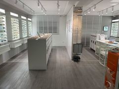 -目艮眼镜SHOWROOM(品牌集合店)