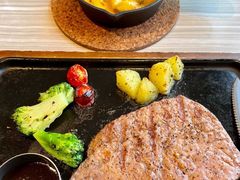 -必胜客(世纪港湾店)