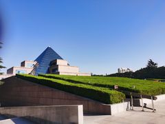 -上海市龙华烈士陵园