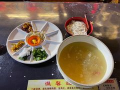 -老滇过桥米线(永安路店)