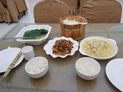 -西姆山居酒店(九寨沟沟口店)