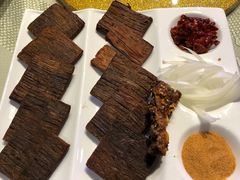 手撕牛腱-巴扎美食·新疆菜·西域歌舞表演餐厅(新疆大厦店)