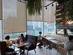 -Kub Kao Kub Pla (Terminal21)