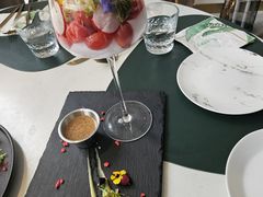 -ins森林童话餐厅coffee&bistro
