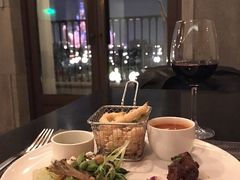-WOLFGANG PUCK KITCHEN & BAR(迪士尼小镇店)