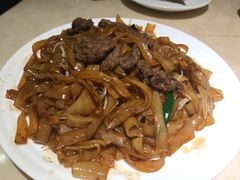 港式干炒牛河-又一间茶点轩(百汇广场店)