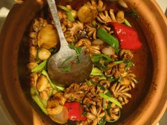 -八府香鸭·啫啫煲(华山路店)