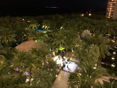 -三亚湾海居铂尔曼度假酒店