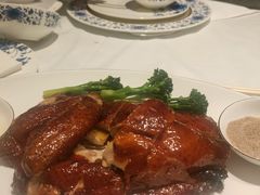 吊烧脆皮鸡-Yan Ting 宴庭中餐厅(上海静安瑞吉酒店)