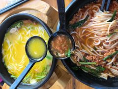 -桥香园过桥米线(国贸店)