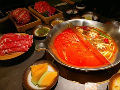 -湊湊火锅·茶憩(杭州湖滨银泰in77店)