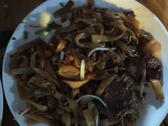 炒牛河-美食店(华贵路店)