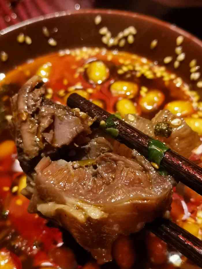 受气牛肉(解放碑店)-"点的套餐,5个人没有吃完,还是很划算的.