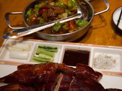 青芒果拌开胃虾-老滇山寨•云南特色菜•地方菜•民族风情歌舞表演(金碧店)