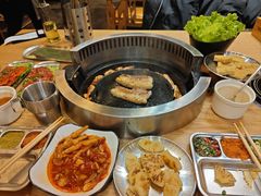 -滋滋烤肉(解放路创客店)