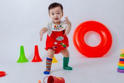 -小熊维尼高端儿童摄影(宝安旗舰店)