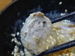 手捶牛筋丸-汕品潮牛正宗潮汕火锅(华师店)