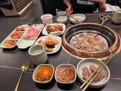-梨花甄选自助烤肉(小寨原力场店)