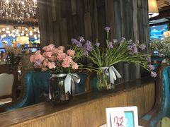 -领鲜活海鲜榴莲自助火锅(东门店)