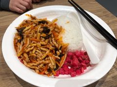 鱼香肉丝饭-阳阳中国饭(北京荟聚店)