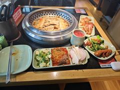 -梨花自助烤肉(乐宾店)