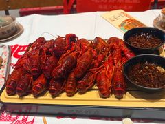-肥肥虾庄·金牌油焖大虾(杨园滨江时代walk店)