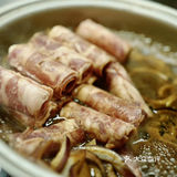 牛肉丼，烧烧15分钟，拍拍照15分钟，吃吃5分钟。