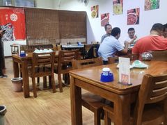 大堂-三居鲁味坊黄焖鸡(山大路店)