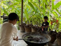 -大象粑粑造纸公园