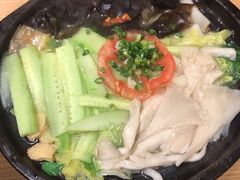 素三鲜-老砂锅(城北店)