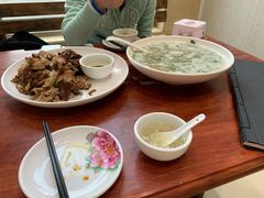 烧饼夹肘子-人和居(丰葆路店)