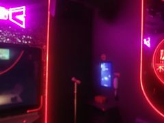 -星聚会KTV(上海东方渔人码头店)