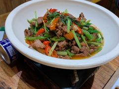 小炒黄牛肉-老滇山寨•云南特色菜•地方菜•民族风情歌舞表演(金碧店)