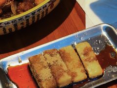 -休记光头香辣蟹干锅(绵竹店)