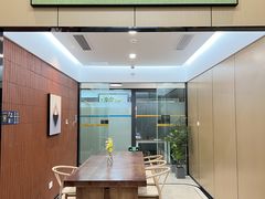 -人民广场-地下停车场