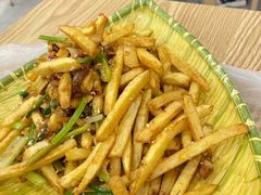 -江城燕子大排档(江汉路步行街店)