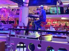 -巴特餐饮6加1音乐餐吧·新疆菜