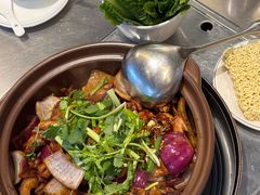 -胡须佬鸡煲四季火锅店(石厦西村直营店)