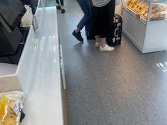 面包甜点陈列柜-一鸣真鲜奶吧(温州南站店)