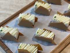 -VERIE BAKEHOUSE