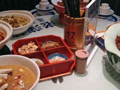 -老萍巷莲花血鸭·萍乡地标江西菜(步行街店)