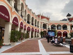 -佛罗伦萨小镇广佛名品奥特莱斯(疏港路店)