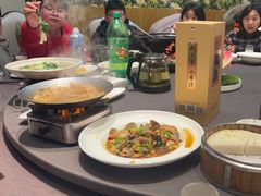 -香山湖家家宴(中山陵店)