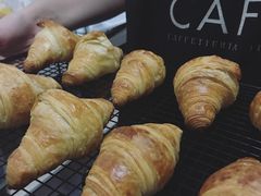 牛角面包-咖啡·湖(德清店)