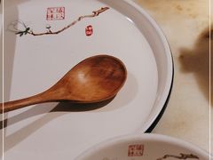 -绿茶餐厅(同成街华联店)